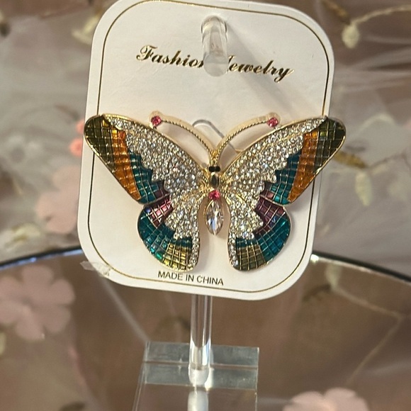 Brooch Butterfly Multicolor RhinestonesTotal length 3.5in (Butterfly 2.25) - Picture 1 of 5